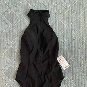 One piece athlete swim suit